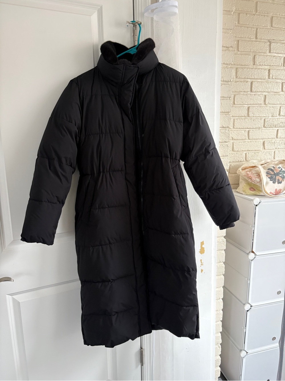 Abercrombie Women’s Full-Length Ultra Puffer